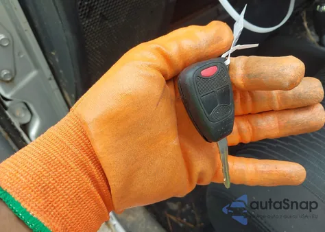 2012 Jeep Wrangler Unlimited Sport z USA, uszkodzony, nr VIN 1C4BJWDG2CL201207